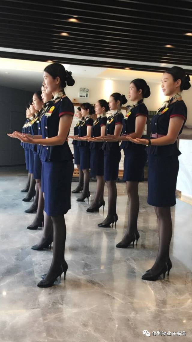 固化服务标准，提升精细化服务水平——礼仪服务的实践与思考